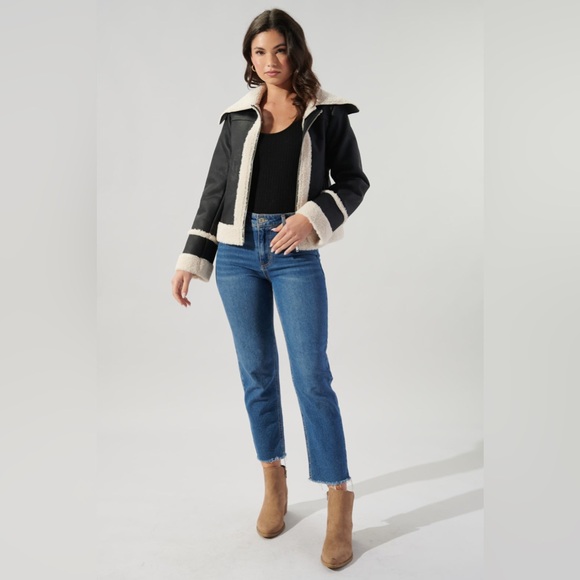 Embers Leather Sheepskin Jacket - Picture 4 of 9